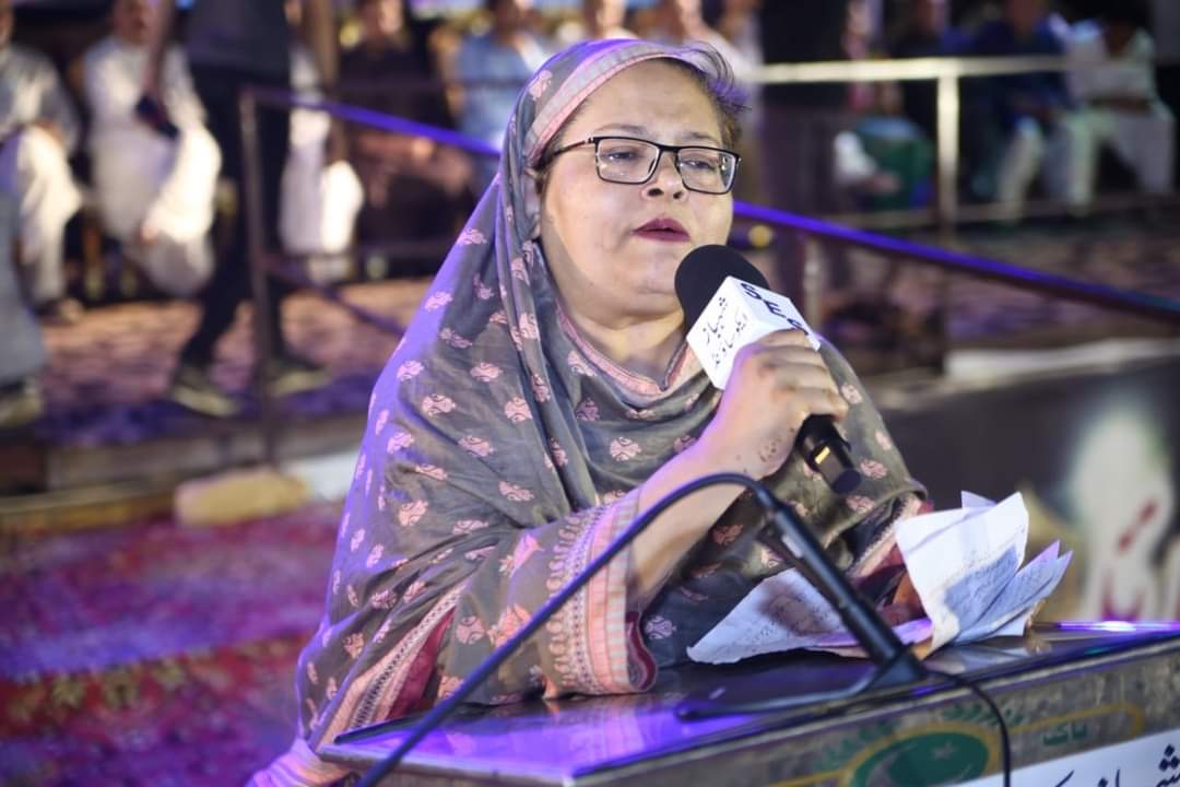 PSP_Karachi's tweet photo. پاک سرزمین پارٹی کی جانب سے باغ جناح  میں خواتین کے جلسے سے مرکزی رہنماؤں کا خطاب جاری۔ 

#PSPWomenJalsa https://t.co/uAoiJj86Mo