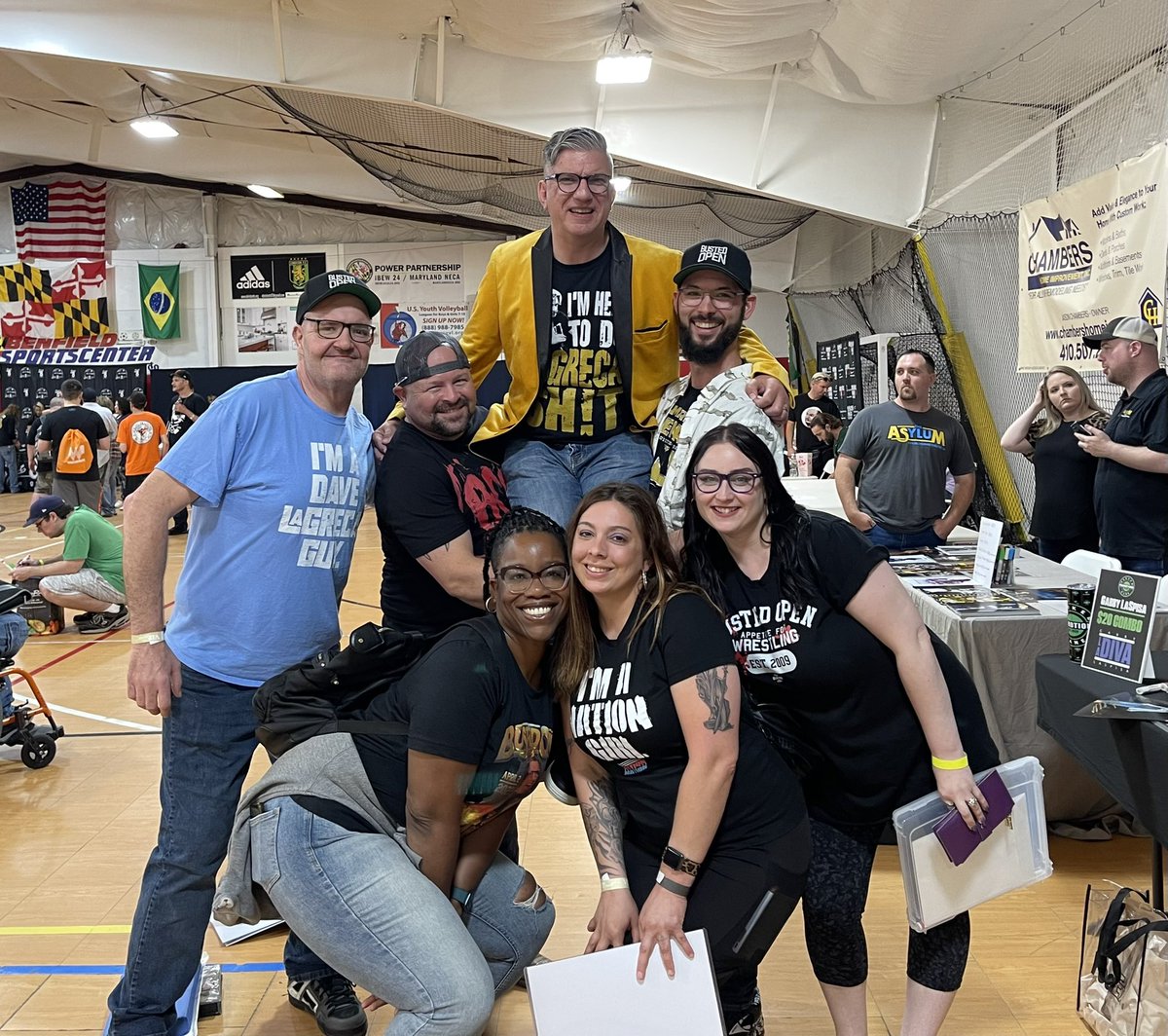 TonyJusticeAJFA's tweet photo. You put in 100% whenever you do #LagrecaShit‼️ It’s always good seeing you @davidlagreca1‼️ Get home safely‼️🤘🏻🤘🏻

@BustedOpenRadio 
@JimmysSeafood https://t.co/p43055bN5T