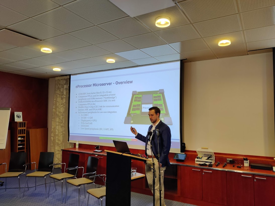 eprocessor_eu's tweet photo. Our conference premiere by Nehir Sönmez 
@BSC_CNS, Pedro Trancoso @chalmersnyheter, Kevin Mika @unibielefeld! Thank you @hipeac for such an inspiring event  #CSWSpring22 #OutOfOrder #CPU #OpenSource #RISCV #eProcessor https://t.co/Tq2wuJHpZo