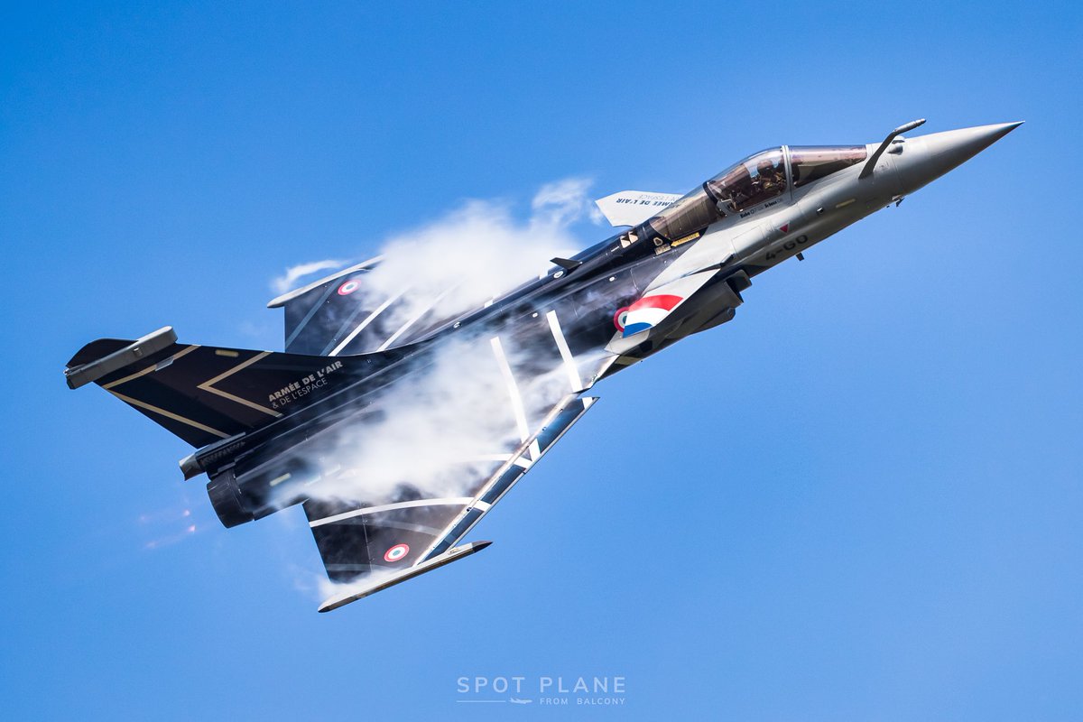 thomas_pgh's tweet photo. New Rafale Solo Display color scheme for 2022 ! 🇫🇷

📸 @ Thomas Pougheon

@Armee_de_lair @Dassault_OnAir 

#DassaultAviation #Rafale #RafaleSoloDisplay #RSD https://t.co/bZc0hPEBYN