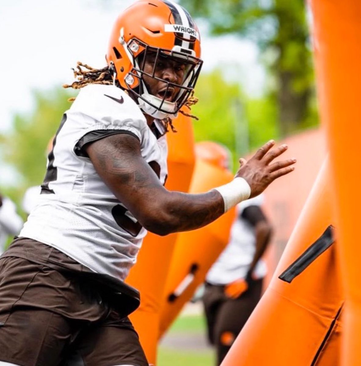 Dreams don’t work unless you do 💭