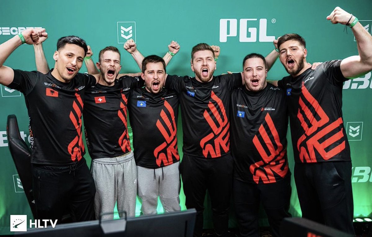 xeenixfejzaj's tweet photo. Proud and thank you, gg wp! #PGLMajor https://t.co/XmFkg37UD9