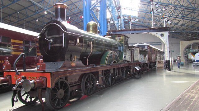 TheNorskaPaul's tweet photo. At the #NationalRailwayMuseum they have #StephensonsRocket 🚀 🚂 (3rd📸)

It was built for &amp; won the Rainhill Trials of Liverpool &amp; Manchester Railway (L&amp;MR) in 1829 to show innovations &amp;  was designed by Robert Stephenson &amp; built at Forth Street Works, Newcastle upon Tyne. https://t.co/wa1TCAsu75
