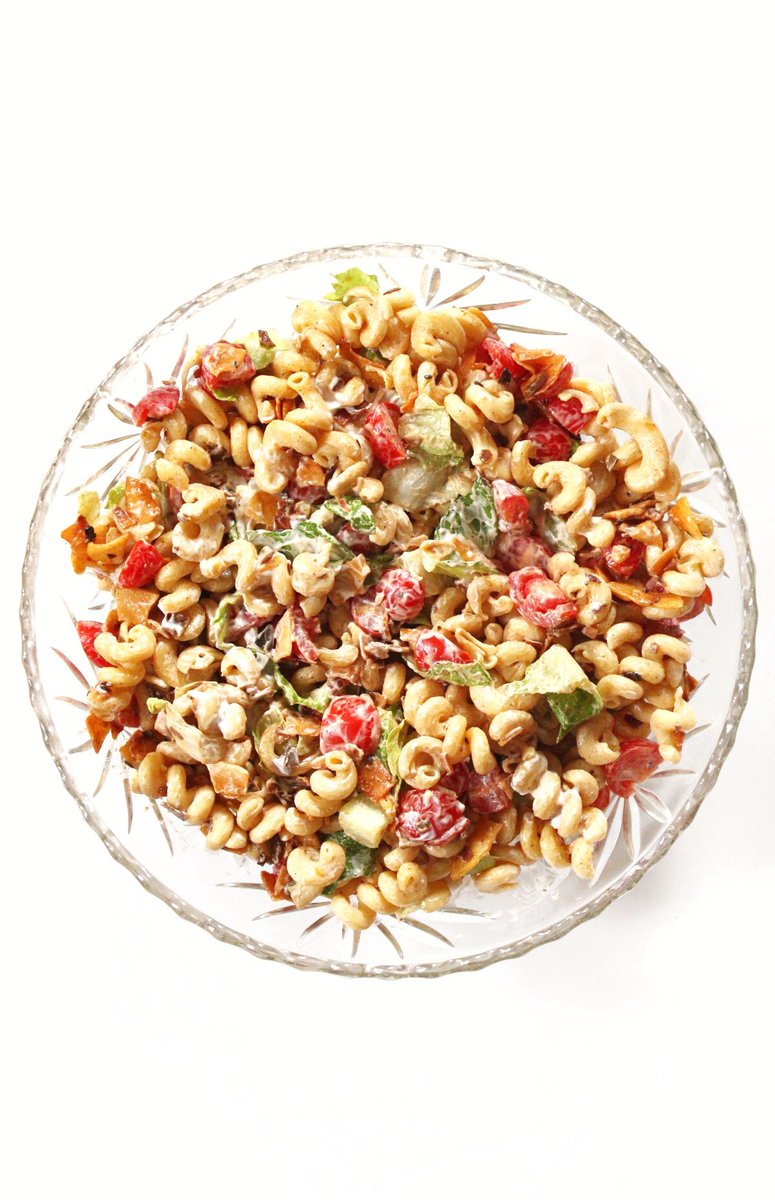 RebeccaGF666's tweet photo. Your new favorite pasta salad for summer cookout season has arrived! 😍 #Vegan BLT Pasta Salad https://t.co/jaYjwdhg7B #glutenfree #allergyfree @EatBanza https://t.co/vVF3KOyl2f
