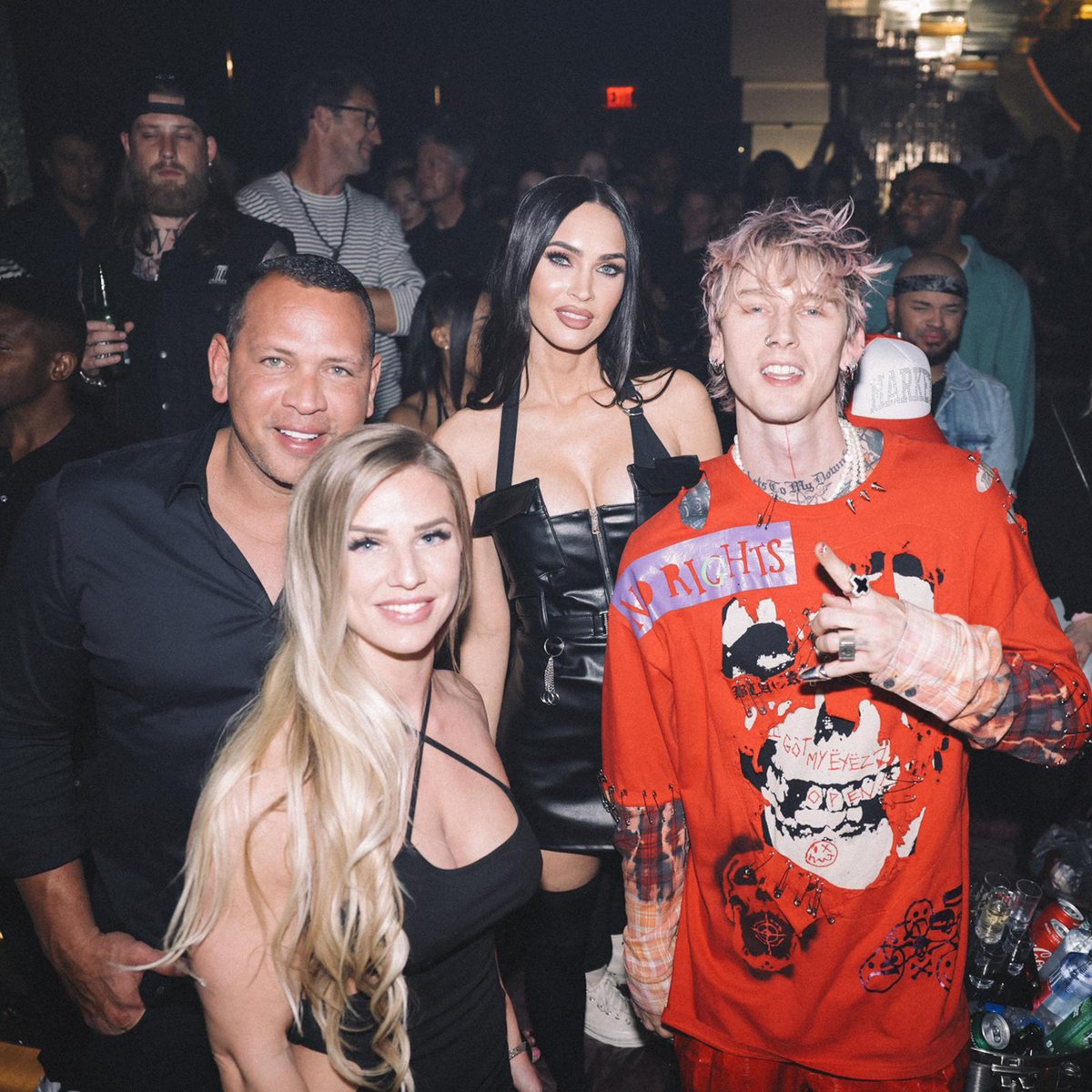 MarvelousMFox's tweet photo. 📸 | Megan Fox at Zouk Nightclub (May 13, 2022) https://t.co/rZ3QBqTUlP
