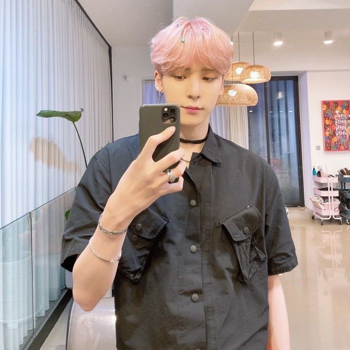 jeongyhpng's tweet photo. @farandyta @ATEEZofficial here you go ☺️ https://t.co/zv1jQx5EBS