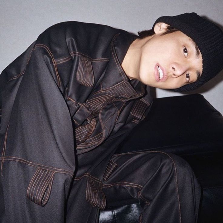 One jaewon pics tweet media