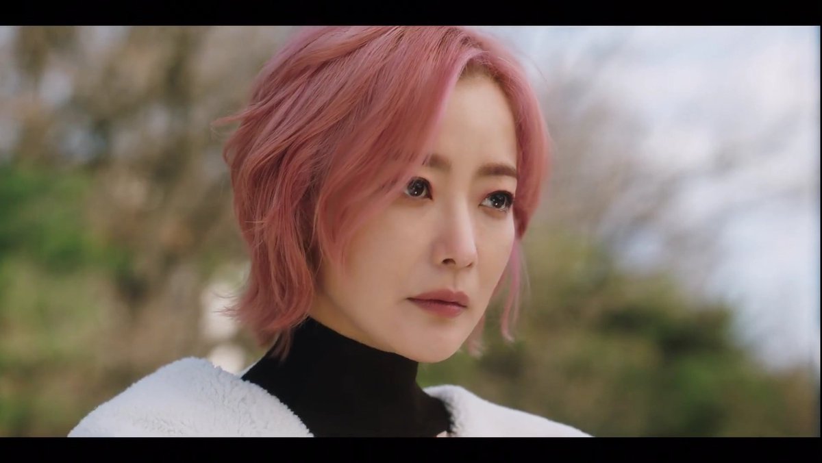 saranghopia's tweet photo. #KimHeeSun's VISUALS 🔥 omo, superrrr pretty and cool! #tomorrow #내일 https://t.co/Ci55fMKIBq