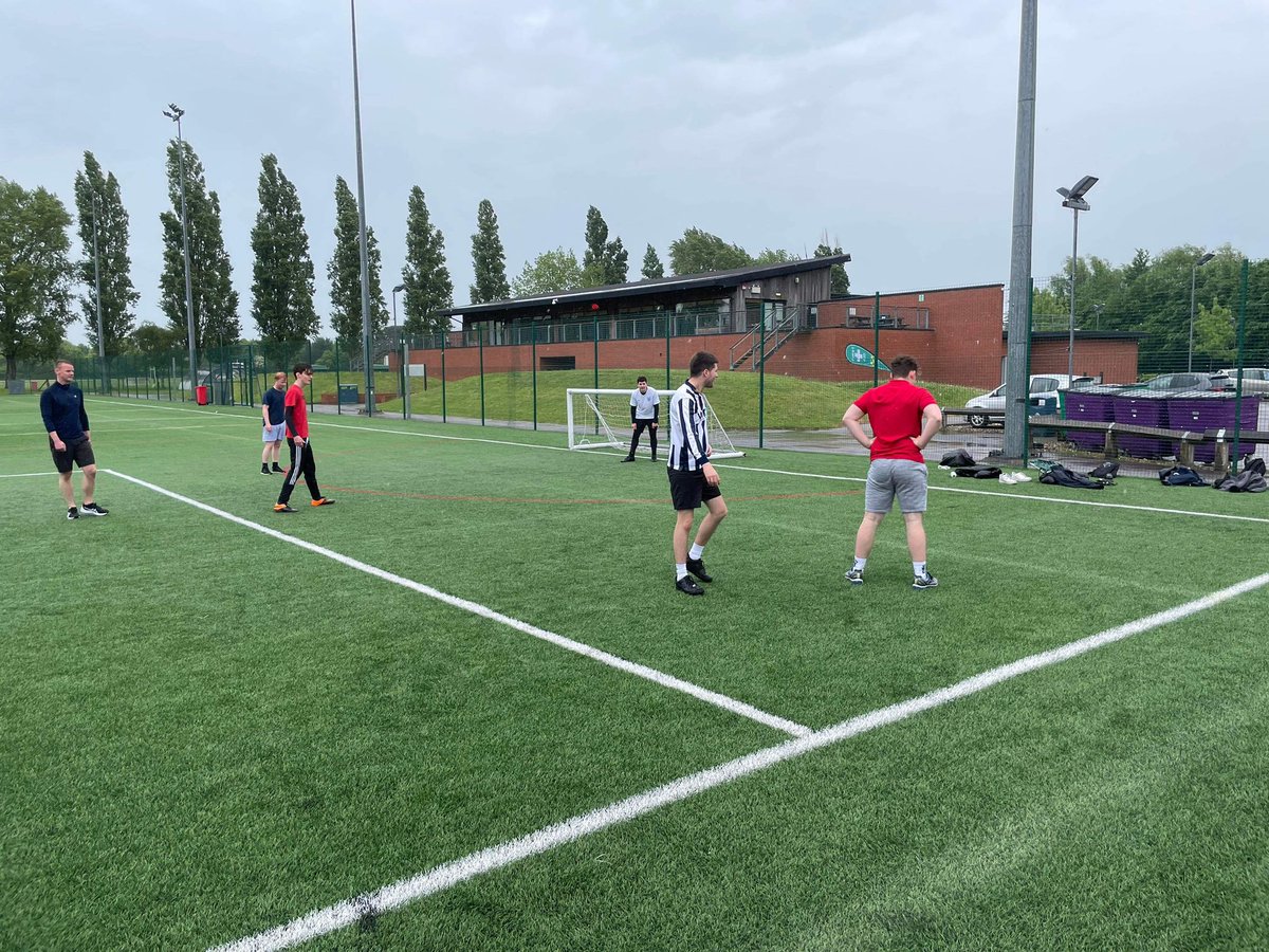 sotonlaboursoc's tweet photo. Amazingly well played today guys! Soton Labour Society vs @SotonUniCons79 5-a-Side football match ended in an 11-1 (landslide) win for Labour! A very fun game and great to see the two sides come together! https://t.co/Li9xYvvVuc