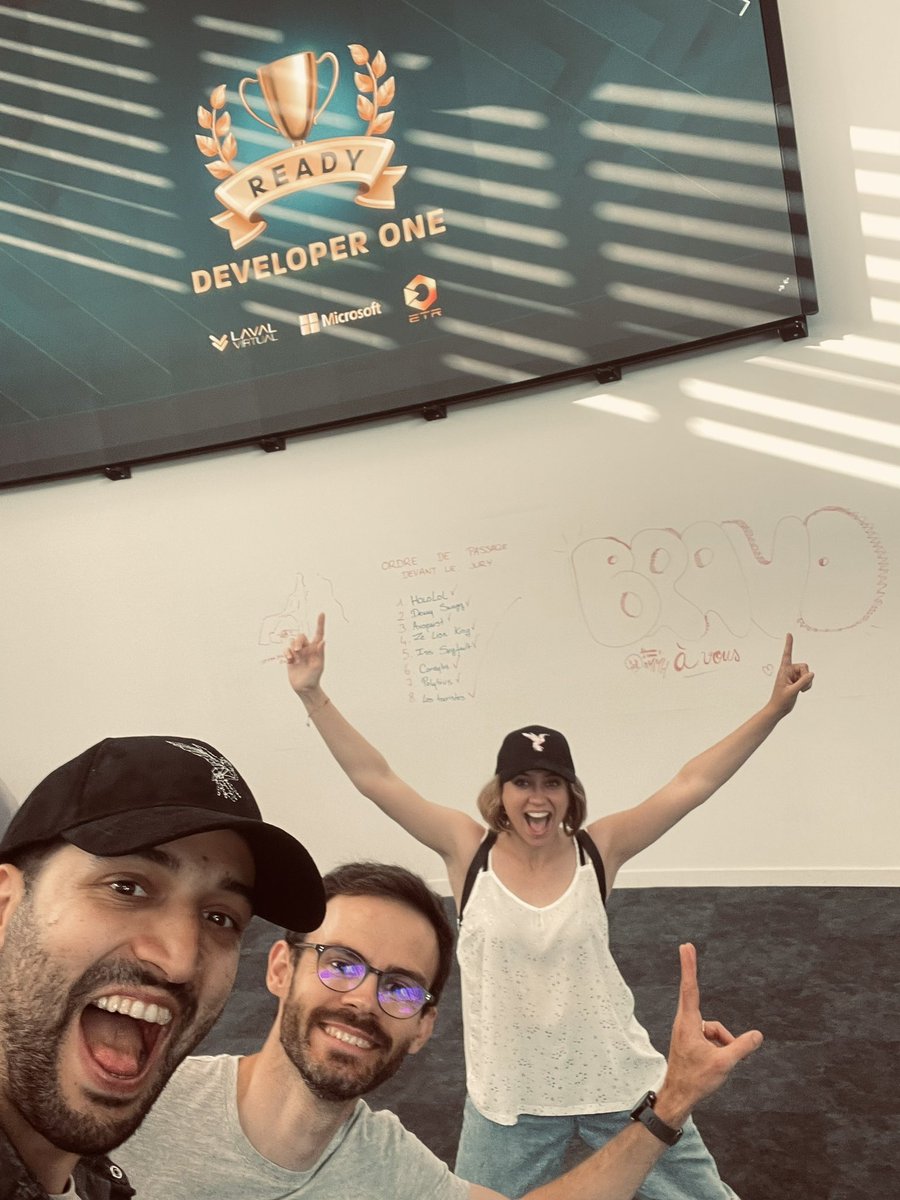 Othmanchiheb's tweet photo. Fin des 44hr de la #ReadyDevOne 🥇@lavalvirtual @nbarrasson @AlexiaMontens https://t.co/8znk572a5q