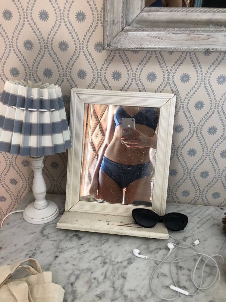 STARRYGL0W's tweet photo. sundays are for staying in bed organizing pinterest boards https://t.co/DwLERQVRIe