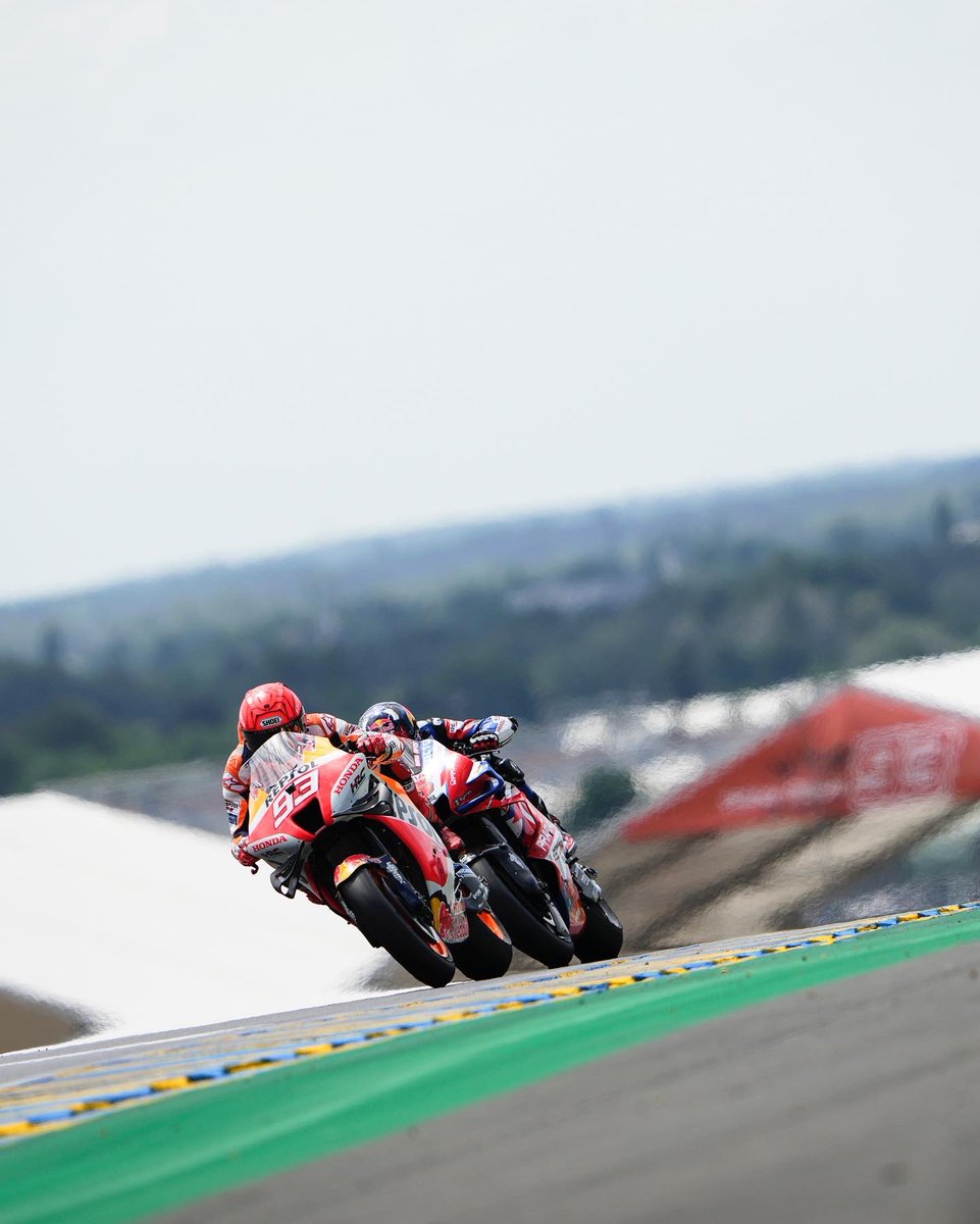 ACManagement_'s tweet photo. Carrera sólida de @marcmarquez93 en LeMans donde ha podido aguantar y terminar en sexta posición! ! A coger fuerza para Mugello! 👌🏼

Solid race for @marcmarquez93 , who finish the #FrenchGP in sixth place! Keep strong for Mugello! 💪🏼

#ACManagement #MM93 https://t.co/A3TQt4FGws