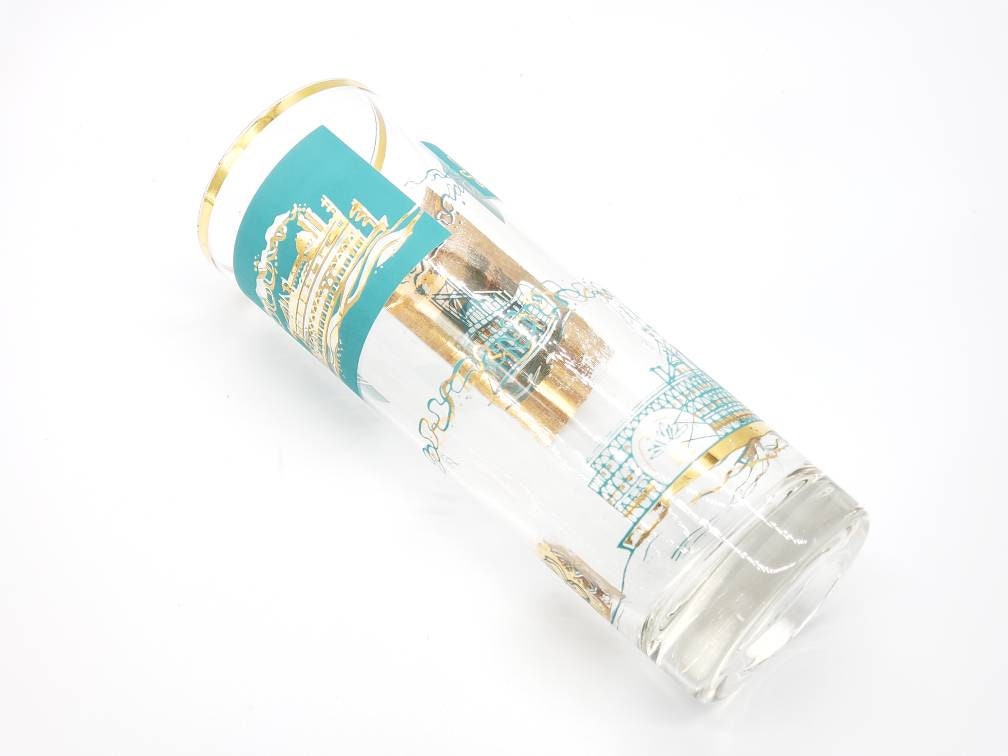 GreenKeyVintage's tweet photo. Excited to share the latest addition to my #etsy shop: Vintage Barware, Tom Collins Glass, Libbey Southern Comfort Steamboat/Riverboat Glass, 22k Gold and Turquoise https://t.co/Tbiq810nji #clear #housewarming #christmas #gold #no #glass #vintagegift #vintageglassware https://t.co/pIYsZX7RAY