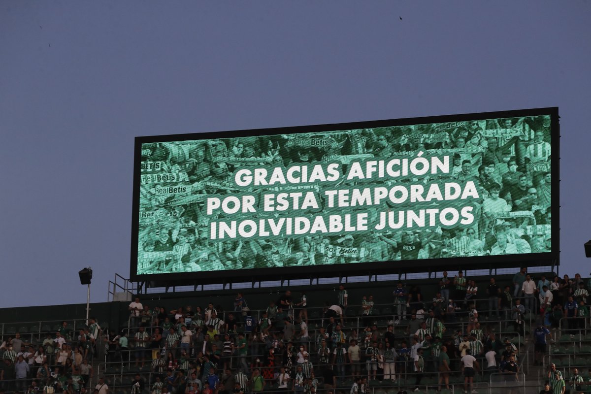 RealBetis's tweet photo. 🔝🔝🔝

Sois lo mejor que tengo. https://t.co/sozmpG14zp
