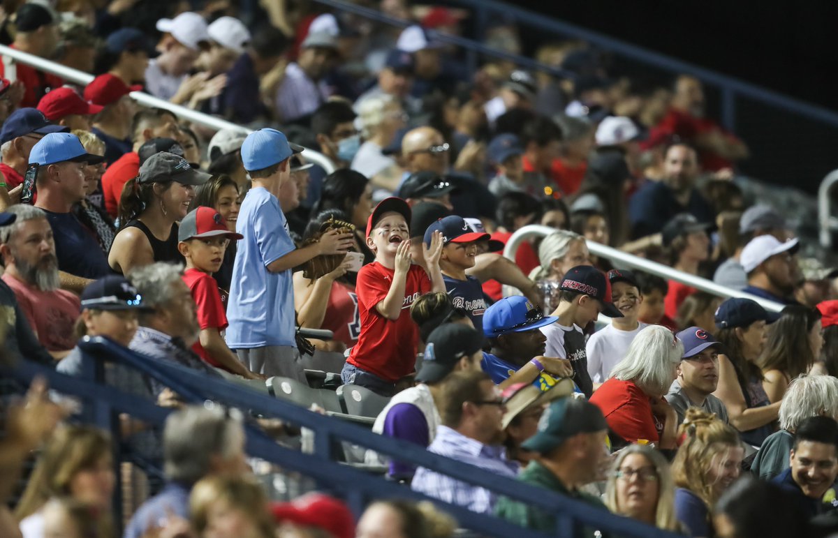 ArizonaBaseball's tweet photo. 1⃣0⃣0⃣,2⃣2⃣6⃣ through the gates of Hi Corbett this season. 𝐓𝐇𝐀𝐍𝐊 𝐘𝐎𝐔, Tucson! #BearDown https://t.co/ysjXq1xENa