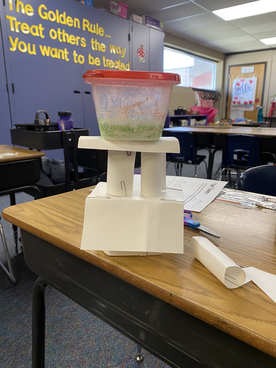 hadams17511149's tweet photo. Science experiments in 2nd grade #materialmagic #paperhouse #funin2ndgrade @SanbornDragons @SvvsdSchuh https://t.co/Mk288QZDPe