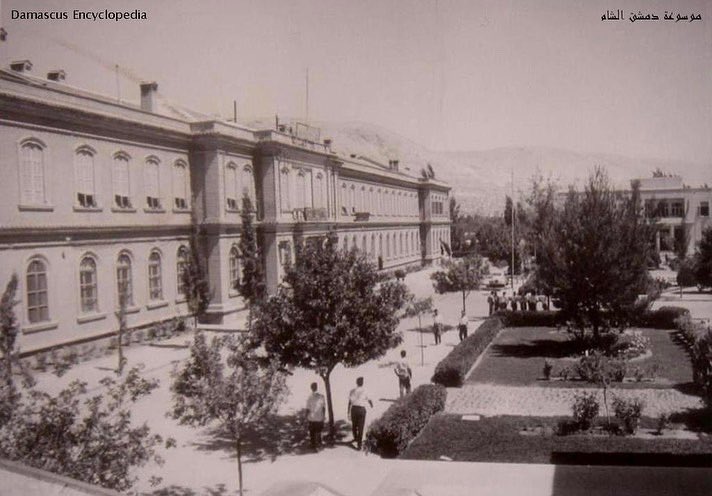 mysyria_'s tweet photo. #Damascus University "#Syrian University" in the 1950's.
جامعة #دمشق "جامعة #سورية" في خمسينيات القرن الماضي.
Credits: عماد الأرمشي
#MySyrianHistory
#MySyria https://t.co/3kZaVEySlT