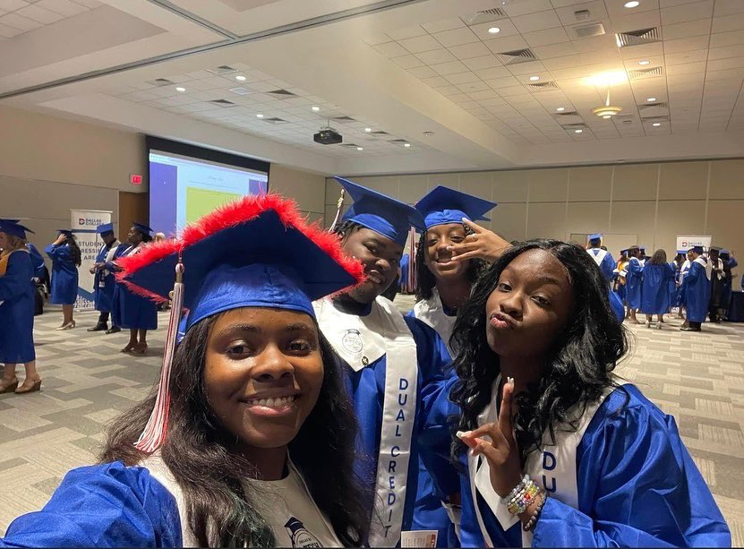 gbbladytigers's tweet photo. Senior Sunday!!! We are celebrating these ladies for graduating from Dallas College on Friday!! #associatesdegree #doubleGrads @LHS5PS @lincoln_btech @JaMyaMaryland2 @Heavy2022 https://t.co/H7Ea2raMSz