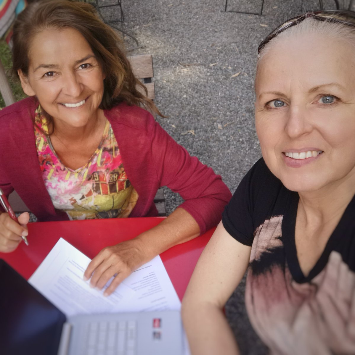 Es wird. tweet media