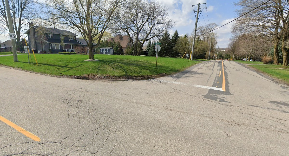 BayObserver's tweet photo. Manhunt underway as Waterloo Police investigate death of 8-year-old boy https://t.co/FlnU3jurk1 via @bayobserver #Hamont #BurlON #WaterlooPolice #Homicide https://t.co/roKRMSROWy