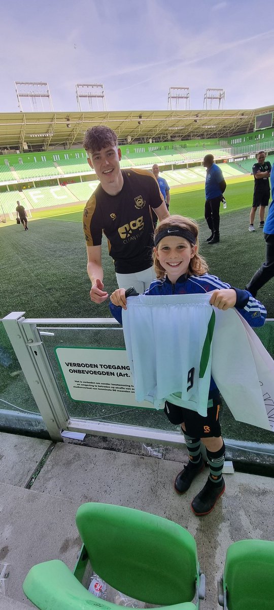 RFLourens's tweet photo. @jorgenwester our hero. Both, my son and you are not giving up. Every game they give their best💪. He is loving the way you play. ⚽️ https://t.co/YhucH9utgv