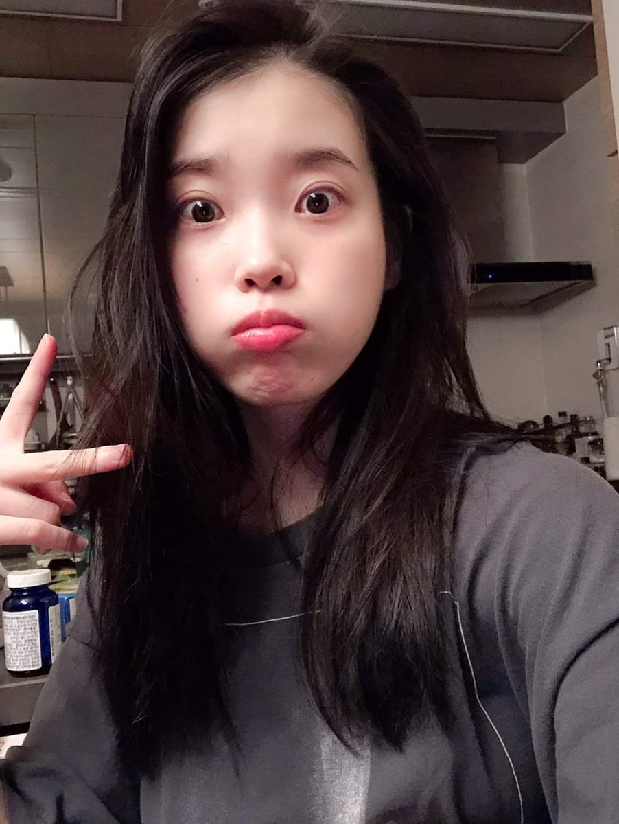 FDR_RedEared's tweet photo. @jieunpins #HappyIUDay
@ChardPerez123 @DRO_JRVS 
@AxieJericho0 https://t.co/vxwlVpLUzy