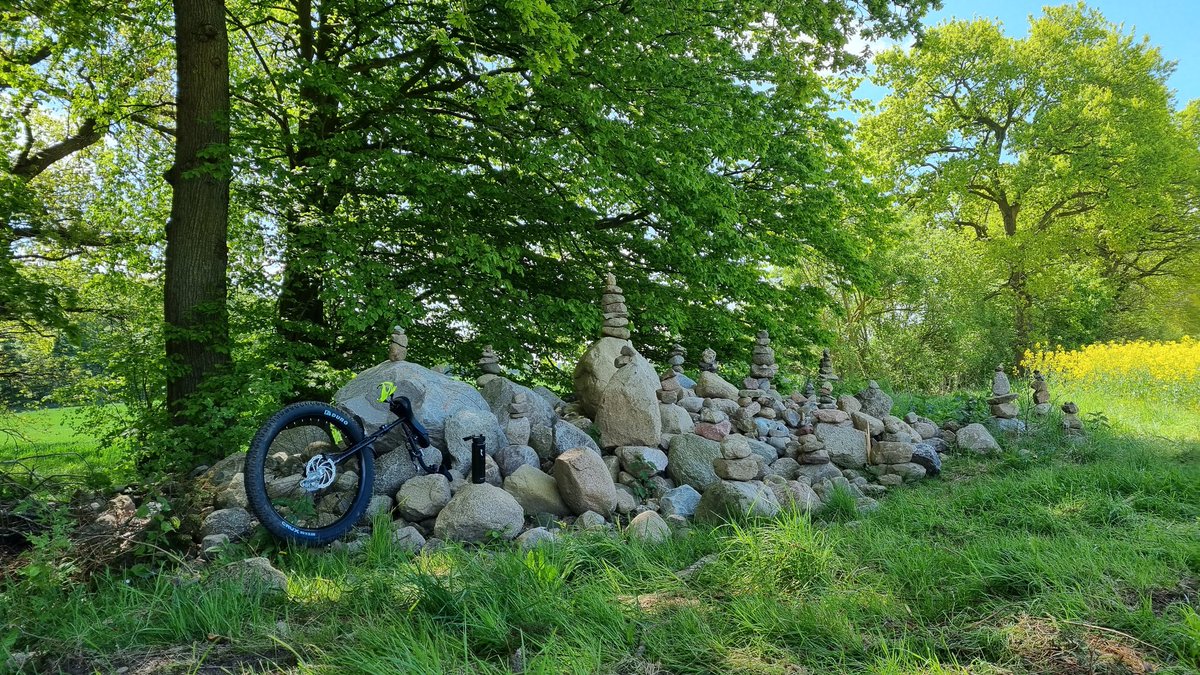 LeikKiel's tweet photo. #einrad #unicyle #einradfahren #unicycling #muni #municyclelife #municycling #municyle #onewheelisenough https://t.co/csSWJbjWwz