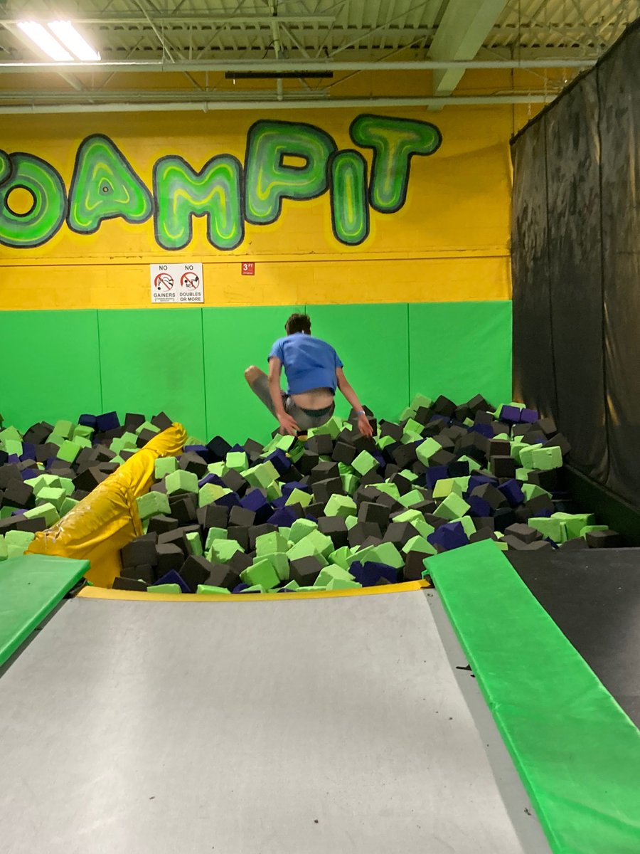 Cville_AFS_Club's tweet photo. Students enjoying the last AFS club event at Get Air trampoline park. https://t.co/lZJbLJrdIl