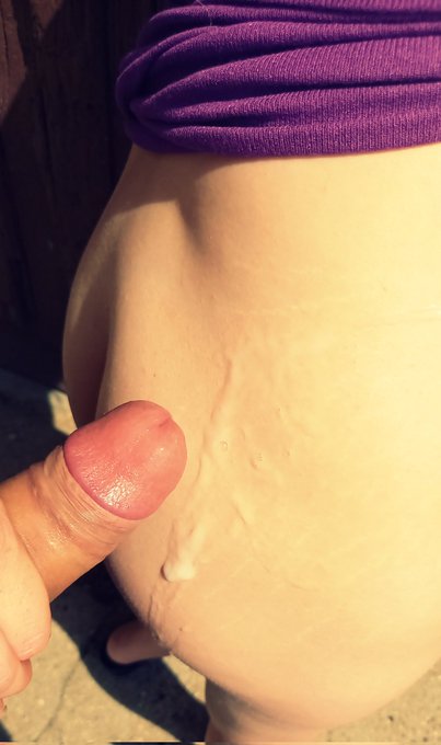 Voil&agrave; le final, rentr&eacute; &agrave; pied jusqu'&agrave; la voiture sa semence d&eacute;goulinant le long de ma jambe trop trop
