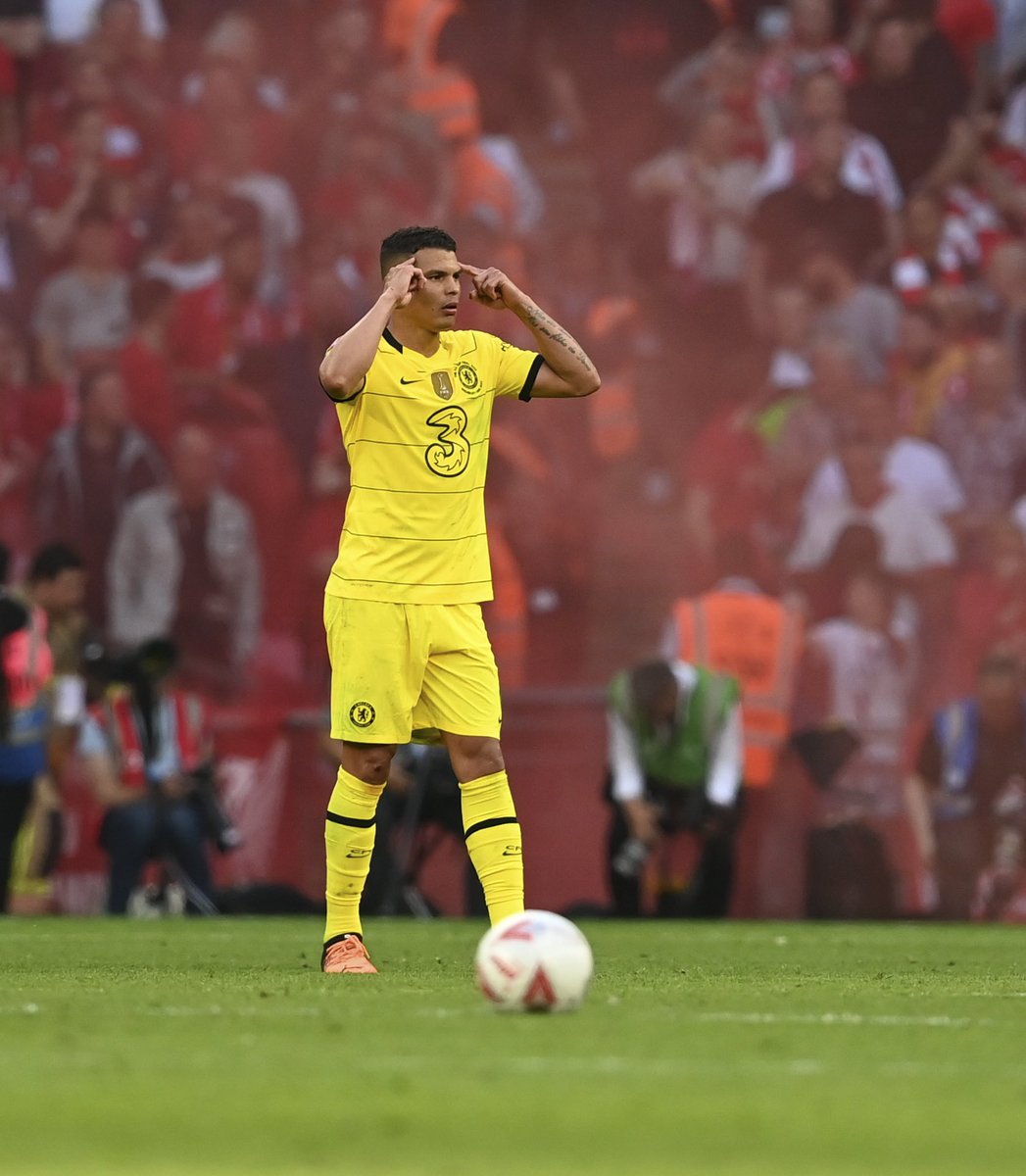 tsilva3's tweet photo. Despite the sadness for the result, I have to say how proud I am of our team @ChelseaFC. I know how much each of us gave our best. I’m very grateful to the support of the fans. We get out of here stronger. We learn and grow in adversity. Come on @ChelseaFC !!! https://t.co/c34mu4bHd3