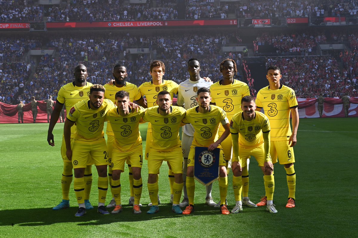 tsilva3's tweet photo. Despite the sadness for the result, I have to say how proud I am of our team @ChelseaFC. I know how much each of us gave our best. I’m very grateful to the support of the fans. We get out of here stronger. We learn and grow in adversity. Come on @ChelseaFC !!! https://t.co/c34mu4bHd3