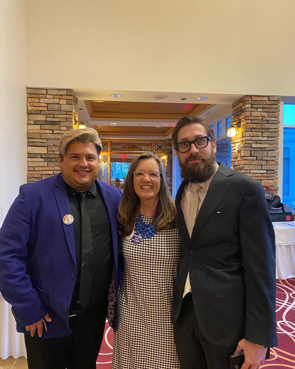MelindaForIL's tweet photo. What a great night at @mchenrydems’ annual Thomas Jefferson Dinner! So encouraging to see a sold-out event with a strong showing of Democrats. We need to take inspiration from this organization and how they’re able to mobilize, fundraise, and lift our party. https://t.co/B2s01sTLat