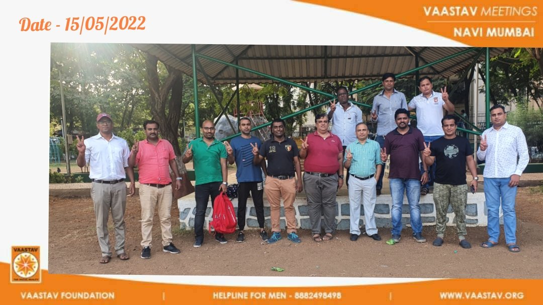 vaastavngo's tweet photo. Sunday Weekly meetings organized by @vaastavngo is #HumanLibrary for men &amp; their family members.

These people attend weekly meetings, share their pain &amp; sufferings.

They learn here to fight prejudices, biases &amp; hatred against men.

Sunday Weekly Meetings are #HumanLibrary here https://t.co/cXKdfzVK80