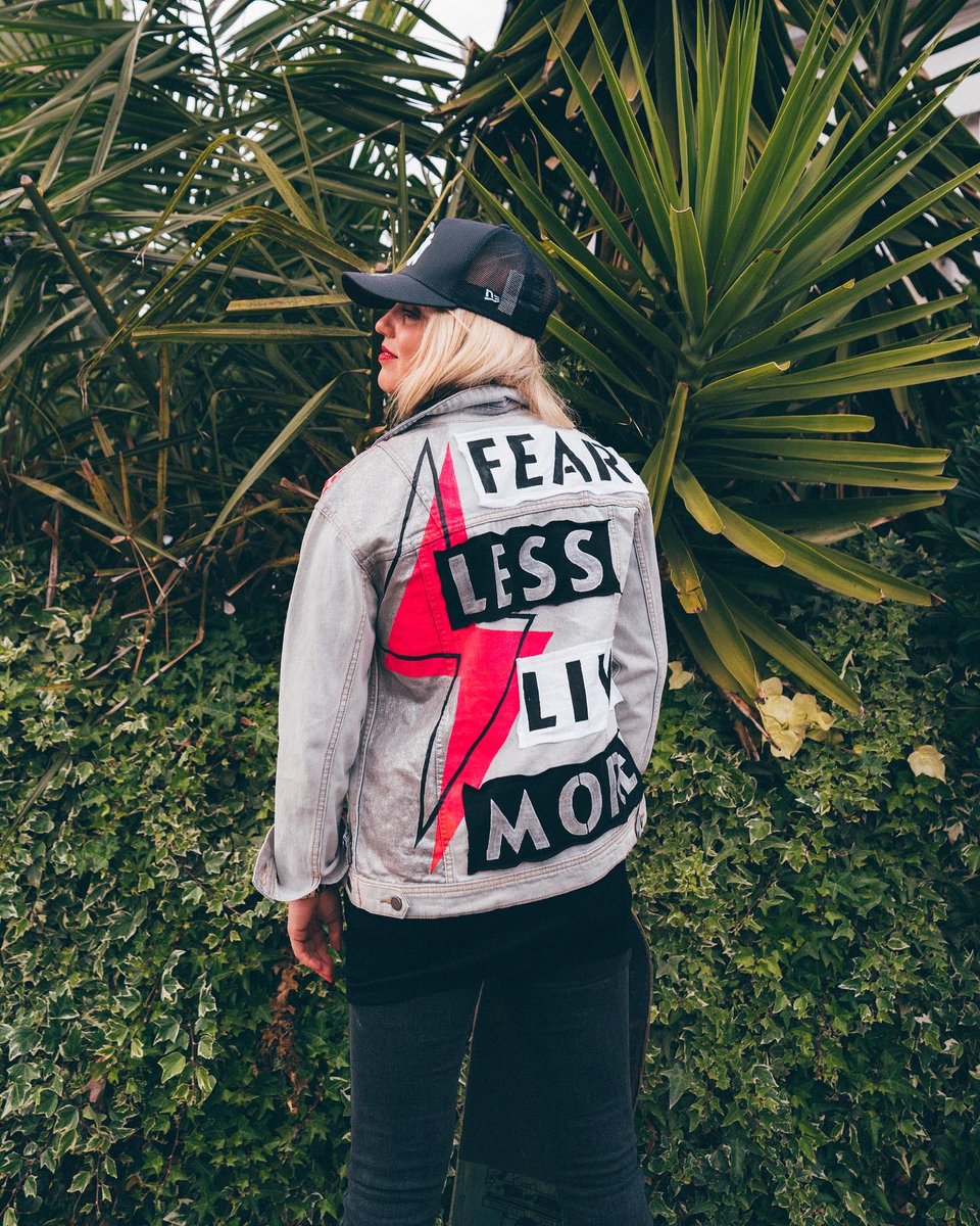 aimee_fuller's tweet photo. How freaking cool is my custom up cycled @roxy jacket? @Mrs_katjones you are a genius! Absolutely love my handmade creation to mark the launch of my book. #FearLessLiveMore . So Special 🙏🏻💫 https://t.co/Zfdi4QQErD https://t.co/IeqD8SQuL4