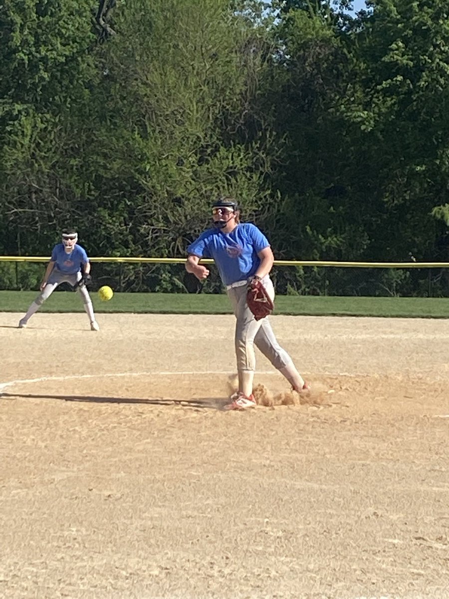 dawnlkr's tweet photo. Believe and finish the game @HawaiianHitfest #HawaiianHitfestFP22 #VelocityAcademyPG14C https://t.co/41QhR6KGnO