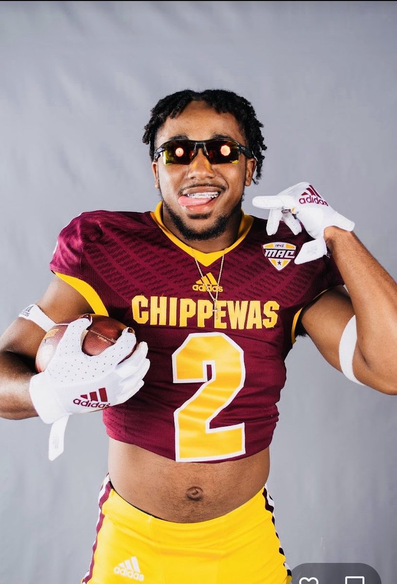 LLM__11's tweet image. I Had A Great Official Visit To Central Michigan. Thank y’all for all the love shown to my family and me #FireUpChips @BrandonHintz4 @CoachMcNamara9 @CMU_Football