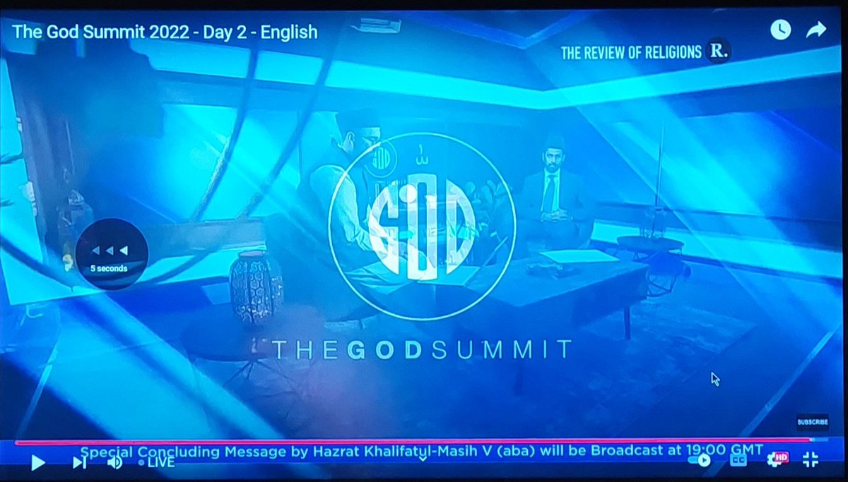 SiddiqaF's tweet photo. #GodSummit2022 #reviewofreligions 
Thought provoking, faith inspiring and heart melting programs. Jazakumullah https://t.co/khk3UFM5DF