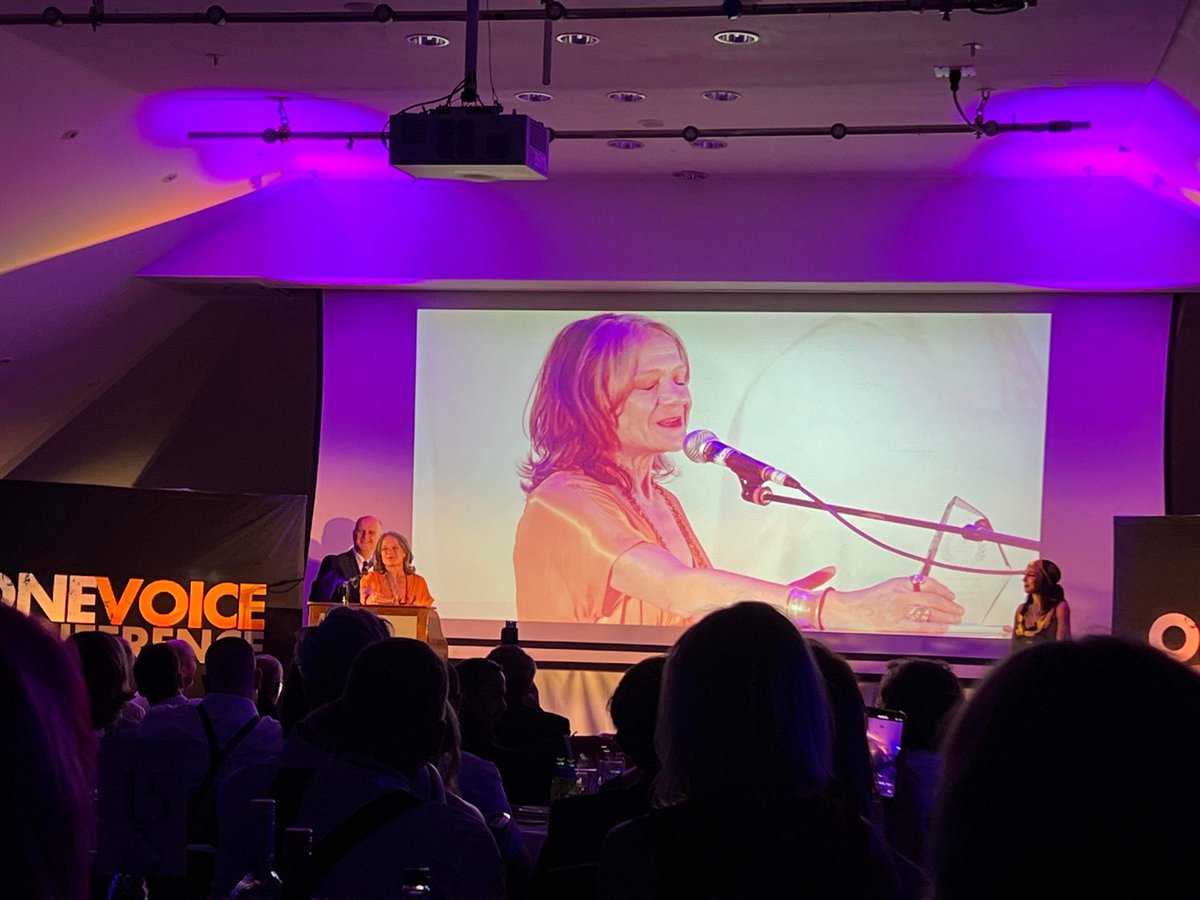 BethanVO's tweet photo. Chuffed to bits. Fab night. Got sloshed. Won an award. Thank you #OVA22 ⁦@OneVoiceConf⁩ ⁦@CodaVoice⁩ ⁦@middlechildtv⁩ ⁦@DamnGoodVoices⁩ for getting me here xx https://t.co/GGC0NMVHFi