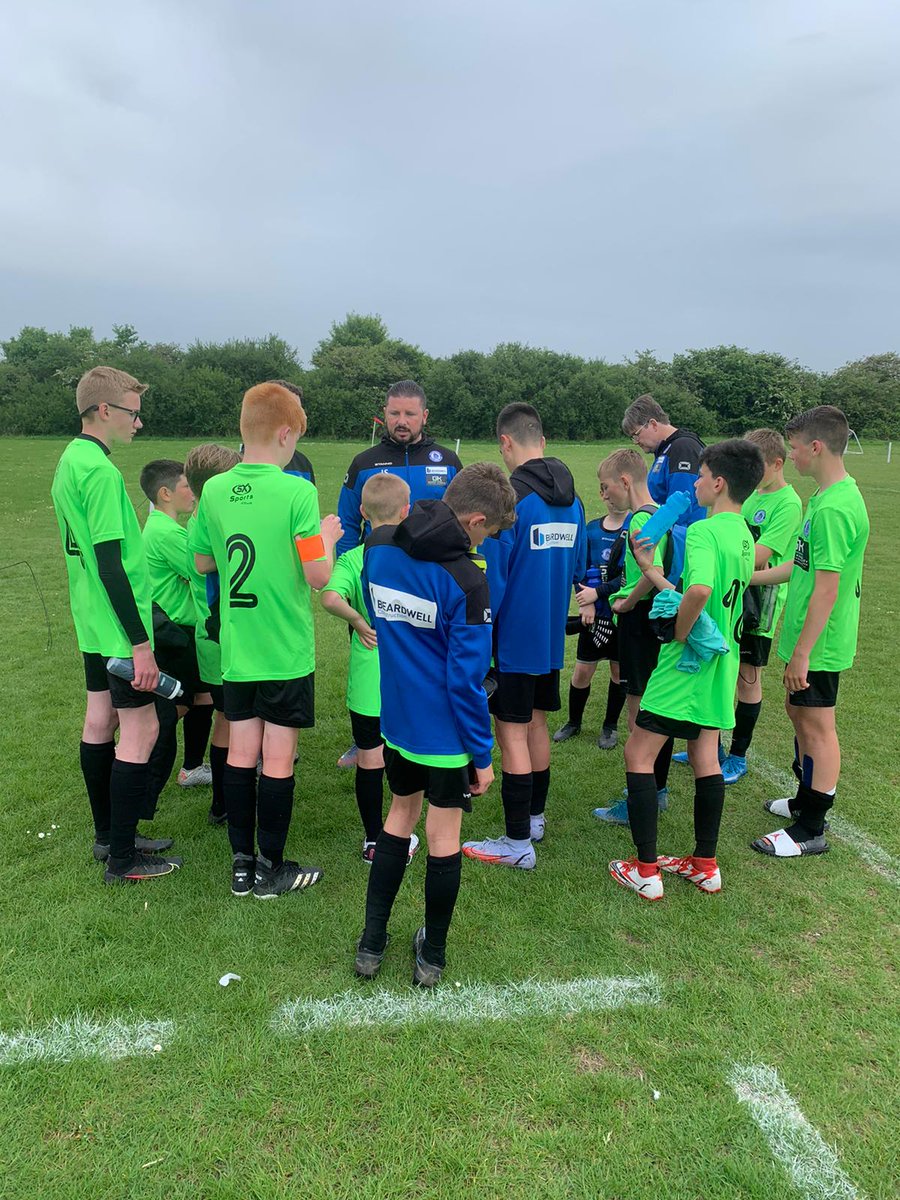 The team won 11-0, three players scored hat tricks and this was a positive chat! You wouldn't have guessed it though 😂