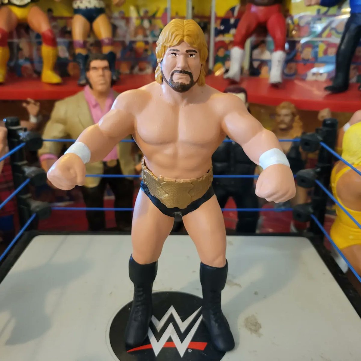 SiNNbODHi's tweet photo. ! @MDMTedDiBiase &amp; Scary Sherri Martel #LJN #custom (in suit and in trunks with Million Dollar strizap by yours truly! 

Printed on @anycubic3dprint 
Brought to you by @mcneileng https://t.co/HLOOc1ws7H