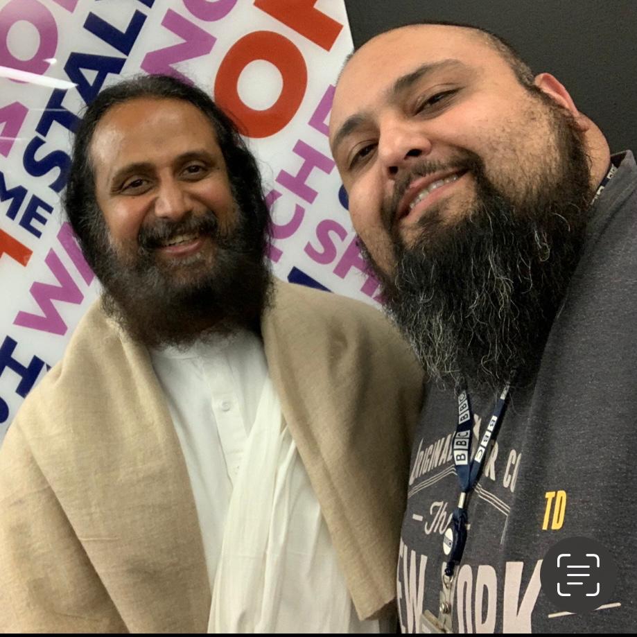On Indus <a href="/radioraees/">Raees Mahmood Khan 🎙</a> spoke to Swami <a href="/jyothirmayah/">Swami Jyothirmayah</a> who has been touring the UK recently, having devoted his life to spreading the teachings of Gurudev Sri Sri Ravi Shankar, who founded <a href="/ArtofLiving/">The Art of Living</a> Foundation in 1981. Listen live bbc.in/3sBp7gT or listen back <a href="/BBCSounds/">BBC Sounds</a>