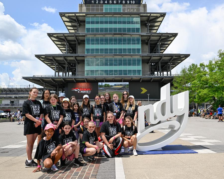 IMS's tweet photo. Nothing puts a smile on your face like a weekend at IMS. 

Drop your best pics from the #INDYGP below! ⬇

#ThisIsMay | @GMR_Social https://t.co/uEuCBw6GFa