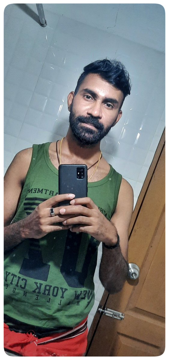 Get Unnified tweet media