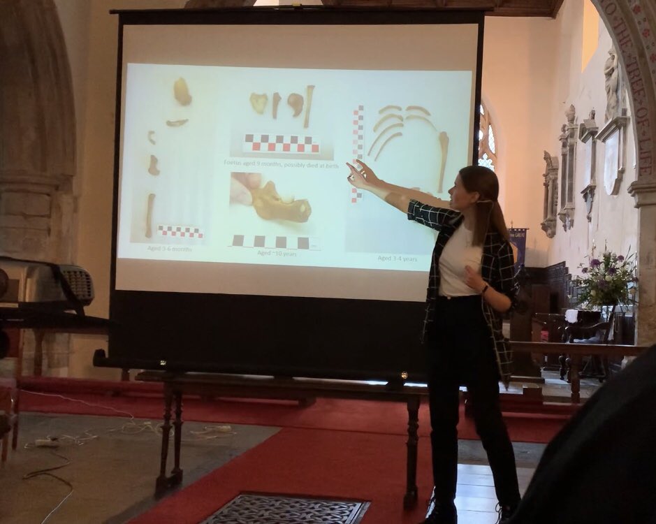 cglawrence18's tweet photo. Fantastic evening last night presenting our findings from excavations at @SJGEastmalling. It was a privilege and a pleasure to work on this project, and I’m so grateful to have been able to share the osteological results with such an engaged audience! https://t.co/W2Bpkw14kr