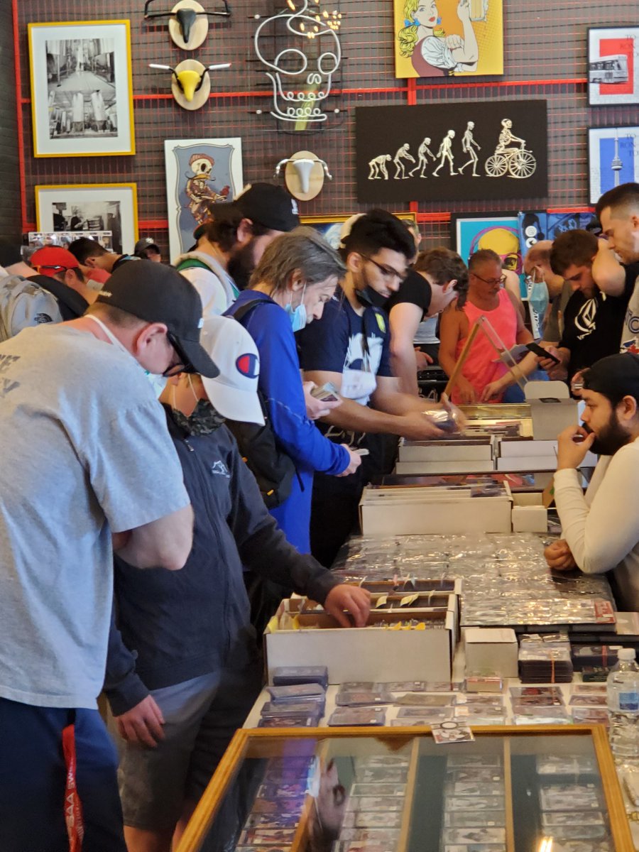 torontocardshow tweet media