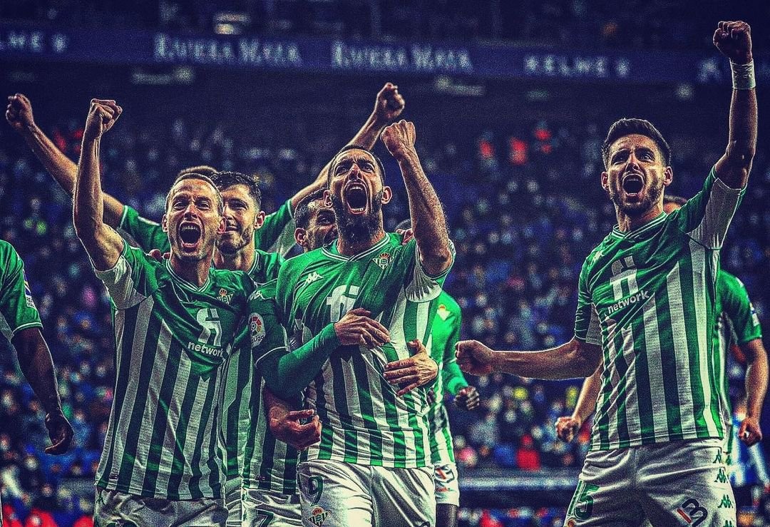 Mrlopera__'s tweet photo. Gracias por un año inolvidable @RealBetis 
Honor y muy orgulloso de ustedes #fijarzebien https://t.co/mrt8ITqDlo