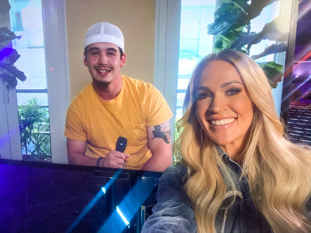 𝙍𝙀𝙏𝙒𝙀𝙀𝙏 if you 💙ed @NoahThompsonMu1's <a href="/carrieunderwood/">Carrie Underwood</a> performance!

#AmericanIdol