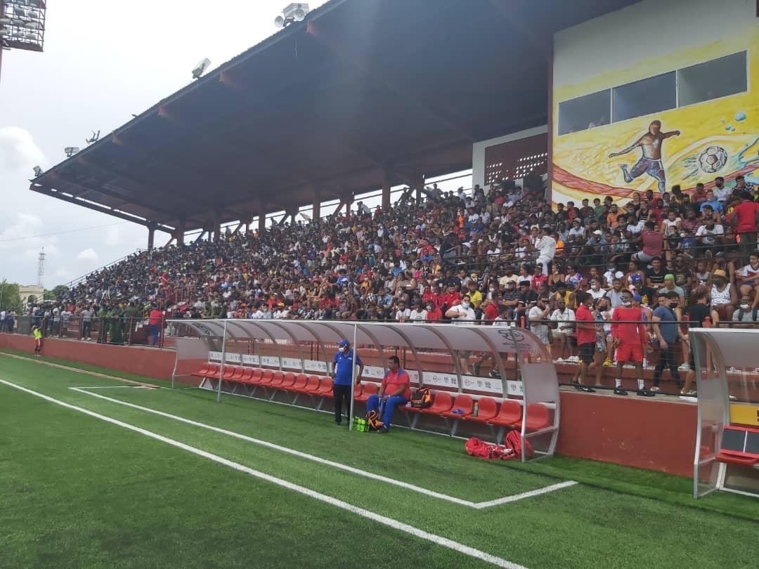 Estadio Antonio Maceo :: Cuba :: Página do Estádio 