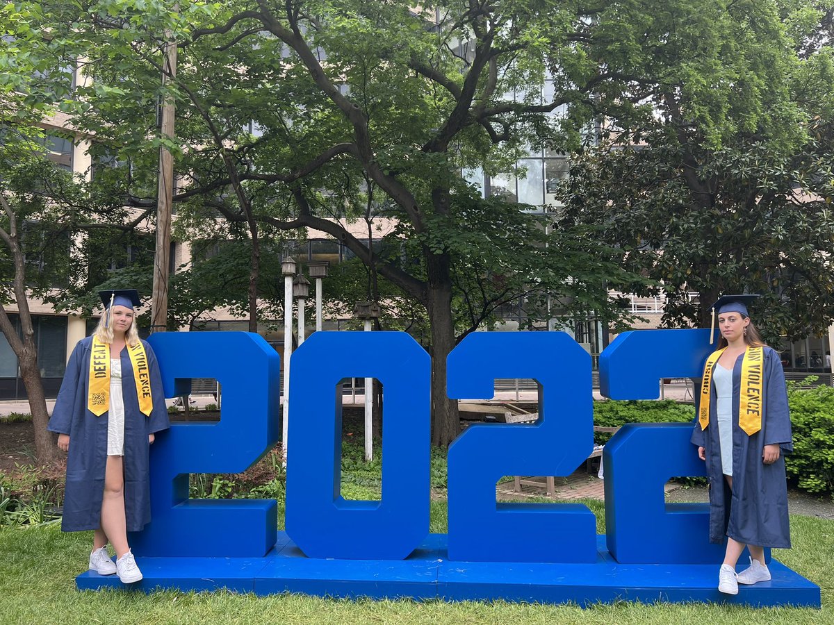 ChangeTheRef's tweet photo. “Thinking of all of those lost to gun violence who should’ve been graduating as the class of 2022 this year💔🥑💛🎓
#ChangeTheRef #EndGunViolence #TheLostClass #Classof2022” @eve_levenson
Stoles by @manueloliver00 in honor of #TheLostGeneration. https://t.co/UBnHYsrMyo