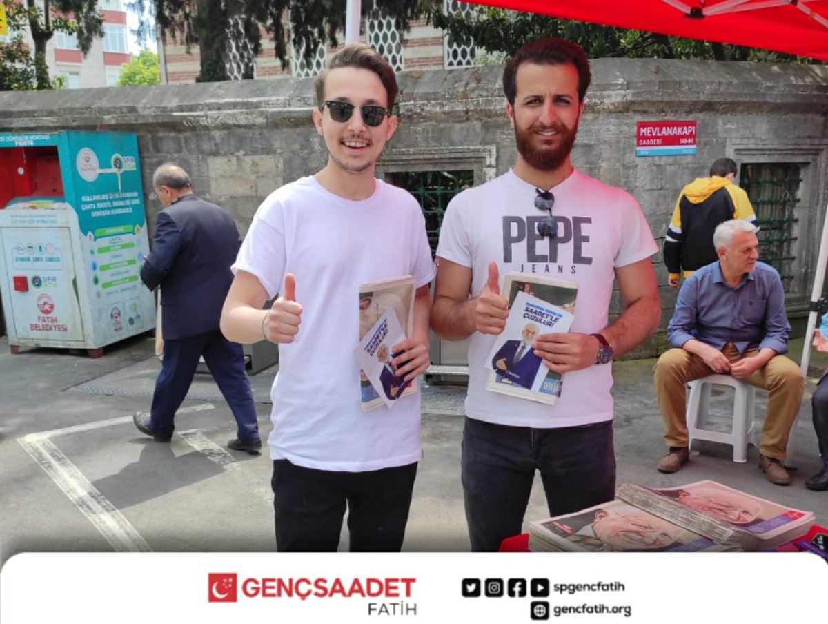SPGencFatih's tweet photo. ⚖️Adil Devlet 
⚙️Adil Paylaşım
SENİNLE OLUR 😊 

Gündüzleri stant, geceleri saha çalışmaları ve çay sohbetleri ile
#İnsancaYaşam için karınca misali azimle ve gayretle çalışmaya devam ediyoruz.

Partimize ilgi gösteren ve üye olan genç arkadaşlarımıza teşekkür ederiz. https://t.co/ttWL8oA9yd